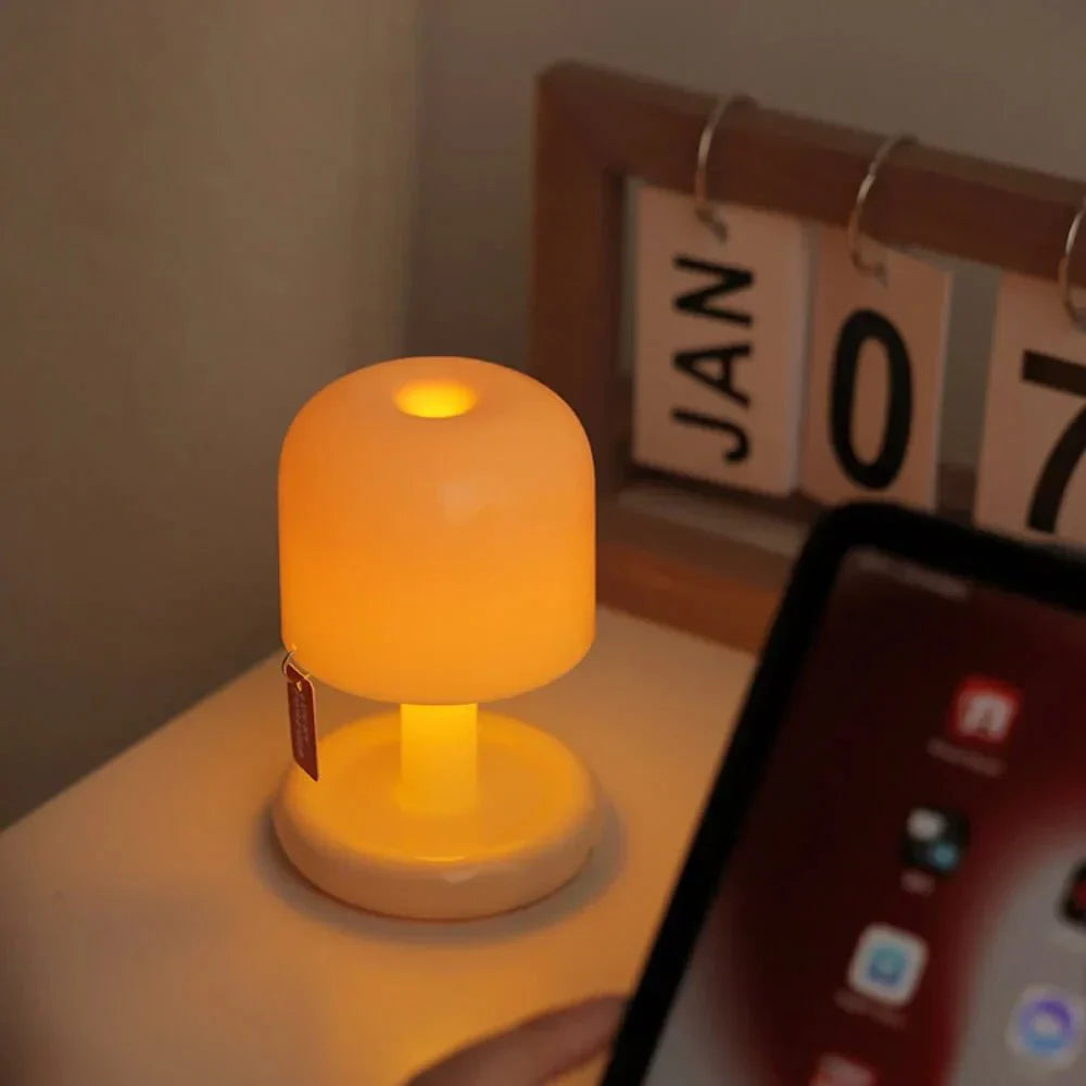 Australlure Mini Sunset Glow Lamp – Portable Warm Light for Any Room