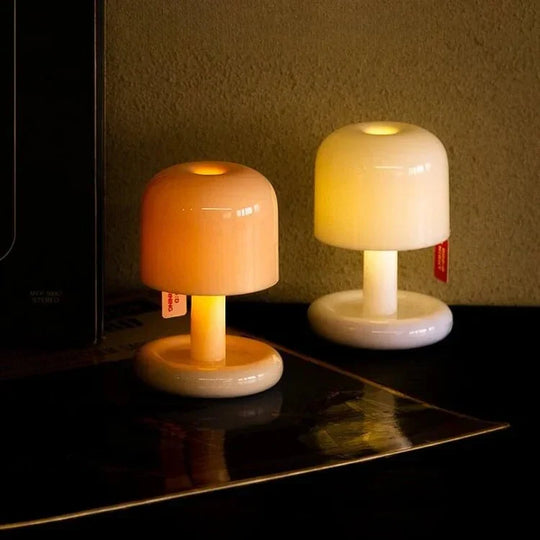 Australlure Mini Sunset Glow Lamp – Portable Warm Light for Any Room